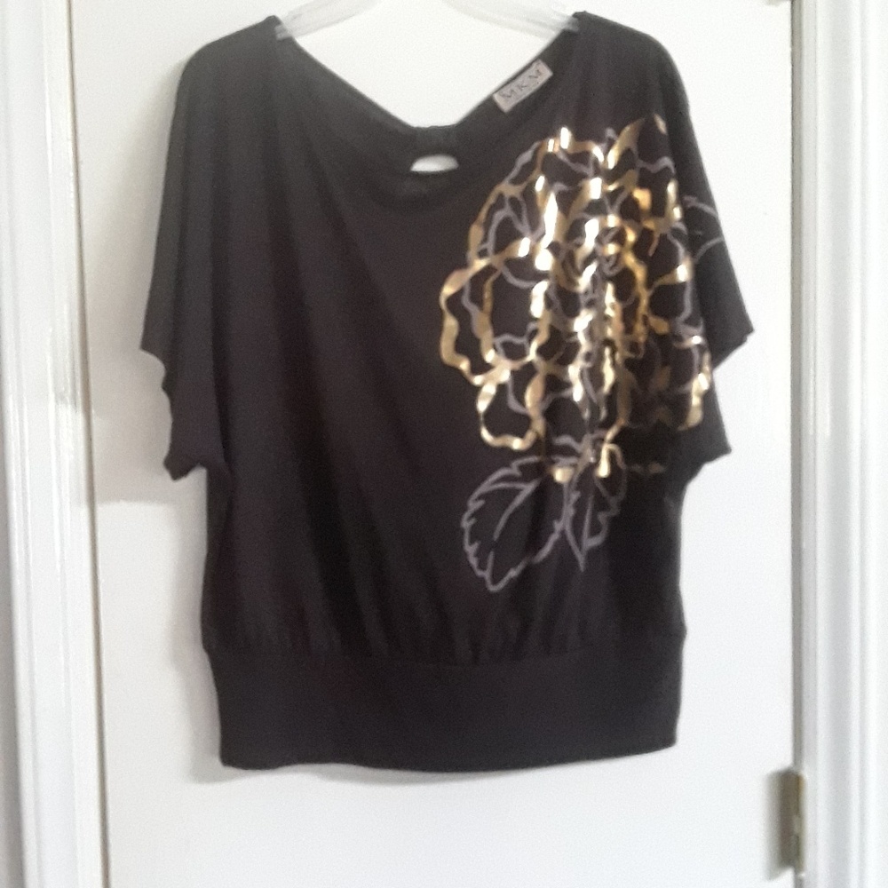 Ladies Brown top would gold trim